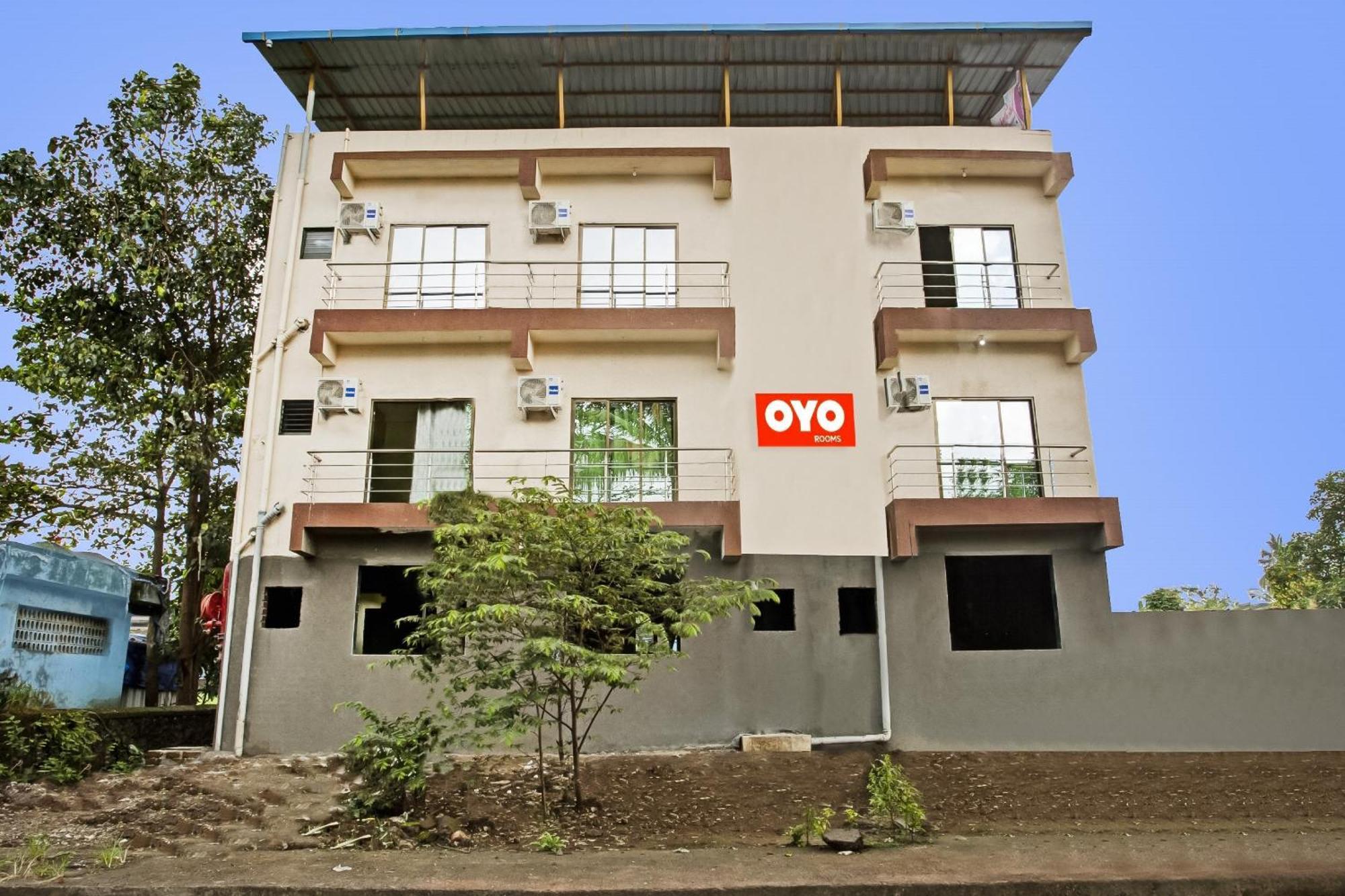 Hotel O Om Sai Residency Lodging And Boarding Taloje Budrukh Extérieur photo
